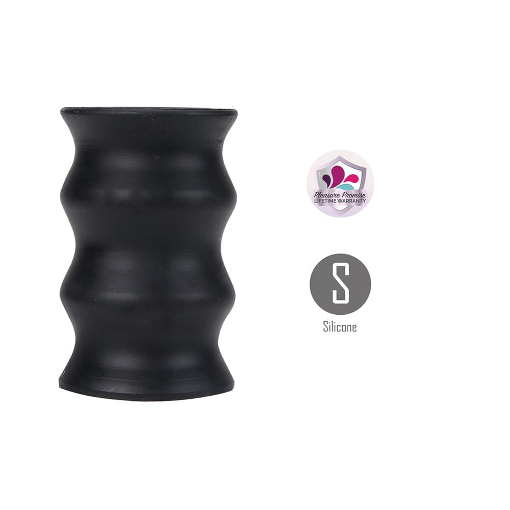 Maia ELI - Black 10 cm Stroker Sleeve