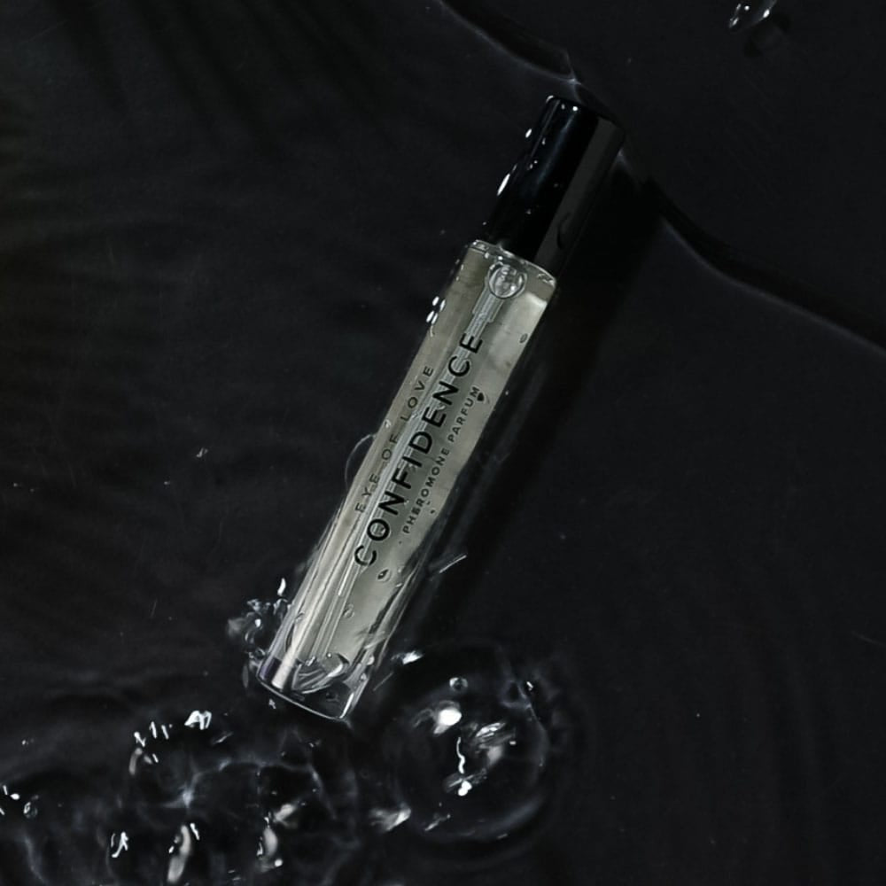 Eye Of Love Confidence Pheromone Cologne - 10 ml - Citrus Musk Scented Pheromone Cologne for Men to attract Women - 10 ml Spray